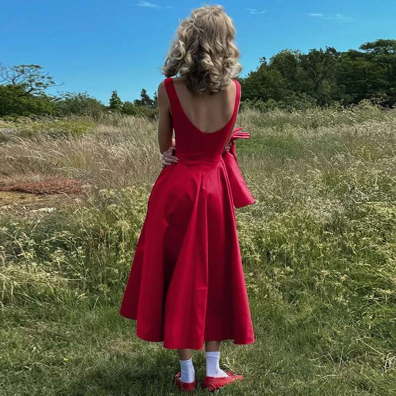 Suninheart 2025 Elegant And Beautiful Women's Red Sleeveless New Year Party Dresses Sexy Casual Birthday Dress