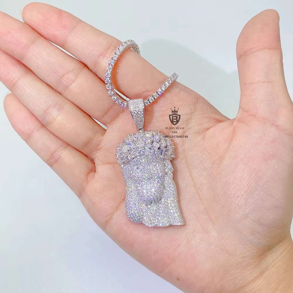 High Quality Big Size Fancy Shape Jesus Head Gemstone Custom Moissanite Pendant for Necklace