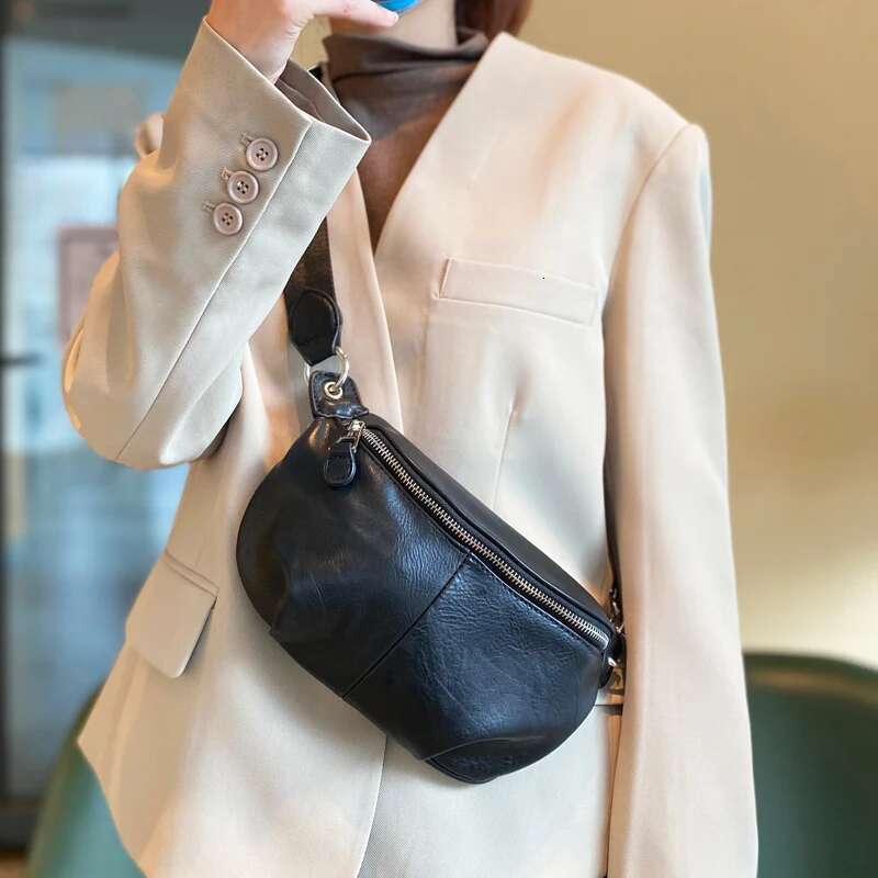 Designer Bag Female Chest Bag Chain Crossbody Bags For Women New Shoulder Bags Small PU Leather Ladies Waist Pack Breast Phone Wallet