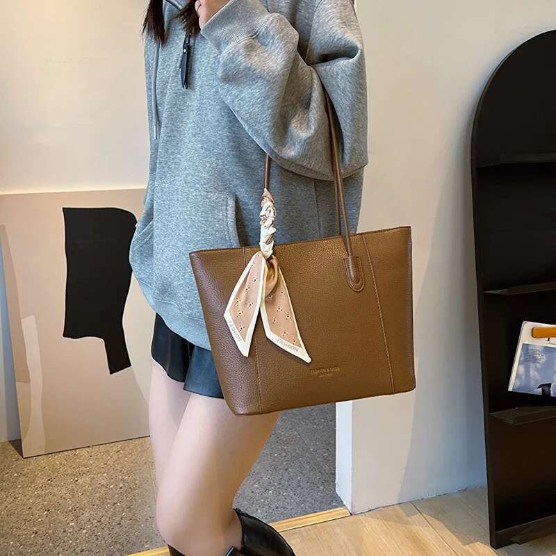Designer Bag PU Solid Color 2025 High Quality Handbag Ribbon Zipper Trendy Fashion Shoulder Large Capacity Soft Versatile Tote Bag