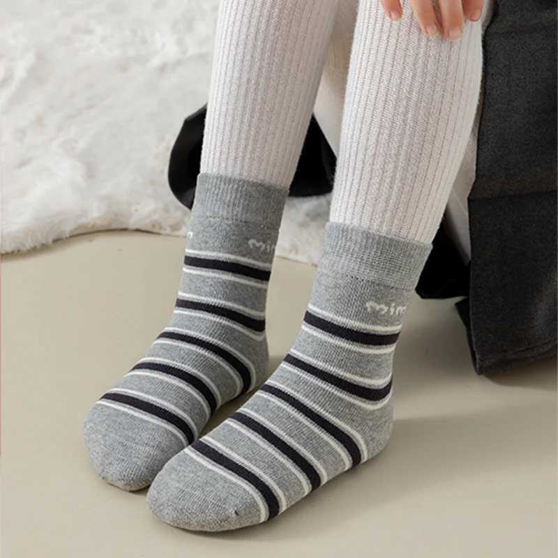 56/2000 Five pairs of thickened looped socks for boys and girls in winter soft comfortable and warm G251124