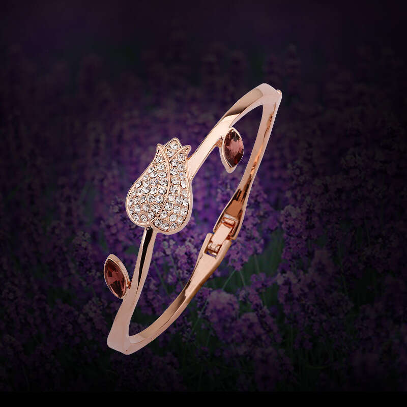 Qinuo Fashion Tulip Flower with White Dia Charm Elegant Love Hand Jewelry Creative Bracelet for Women