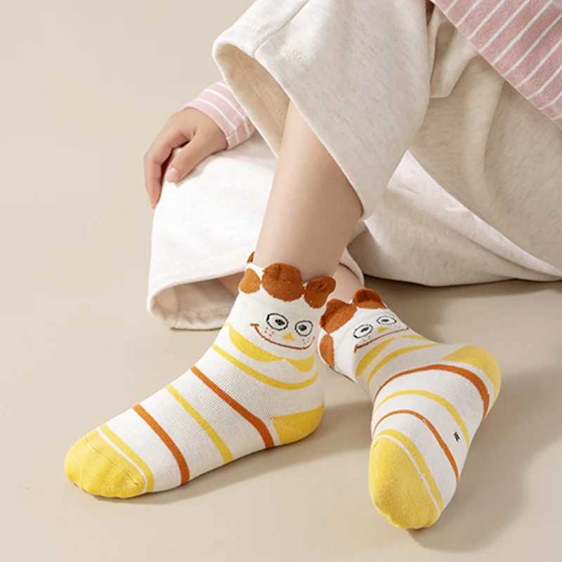 Five pairs of childrens autumn and winter ankle socks soft and comfortable skin-friendly and versatile cartoon fish design G251124