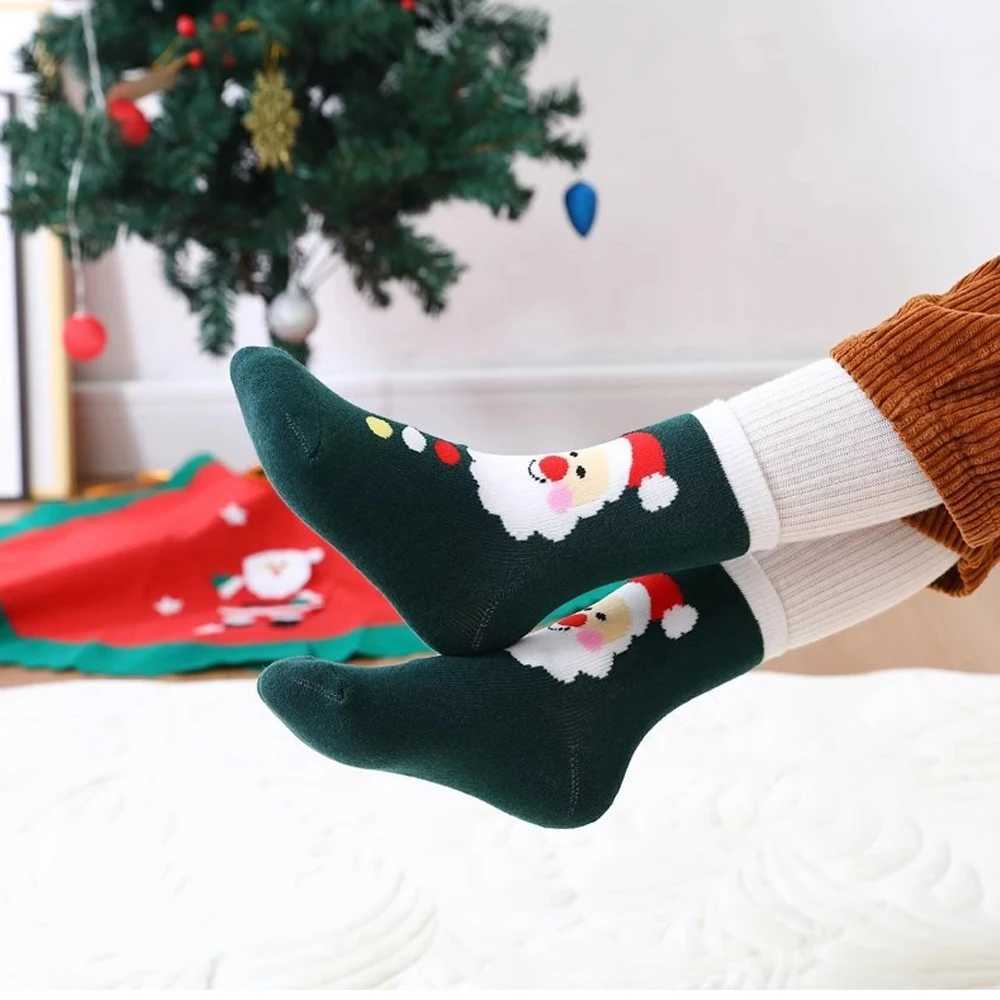 5 Pair Childrens Socks Christmas Thick Woolen Hoop Socks Winter Boys and Girls Warm and Versatile Red Cartoon Mid Tube Socks G251124