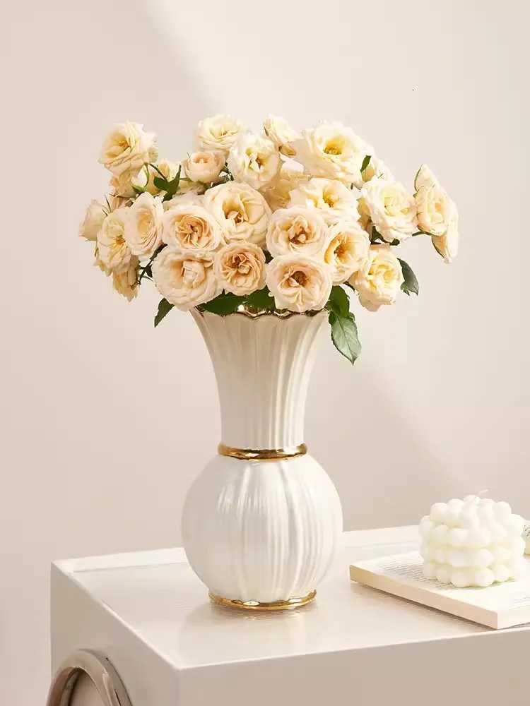 White gold painted cream style ceramic vase with advanced sense of water-based rose flower arrangement retro French style livin C251124