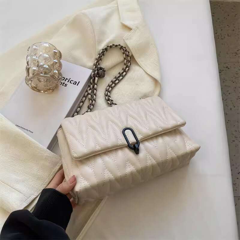Women's Designer Bag Fashion Versatile Single Shoulder Square Bag Women's Crossbody High-end Feeling Diamond Grid Embroidery Thread Small Fr