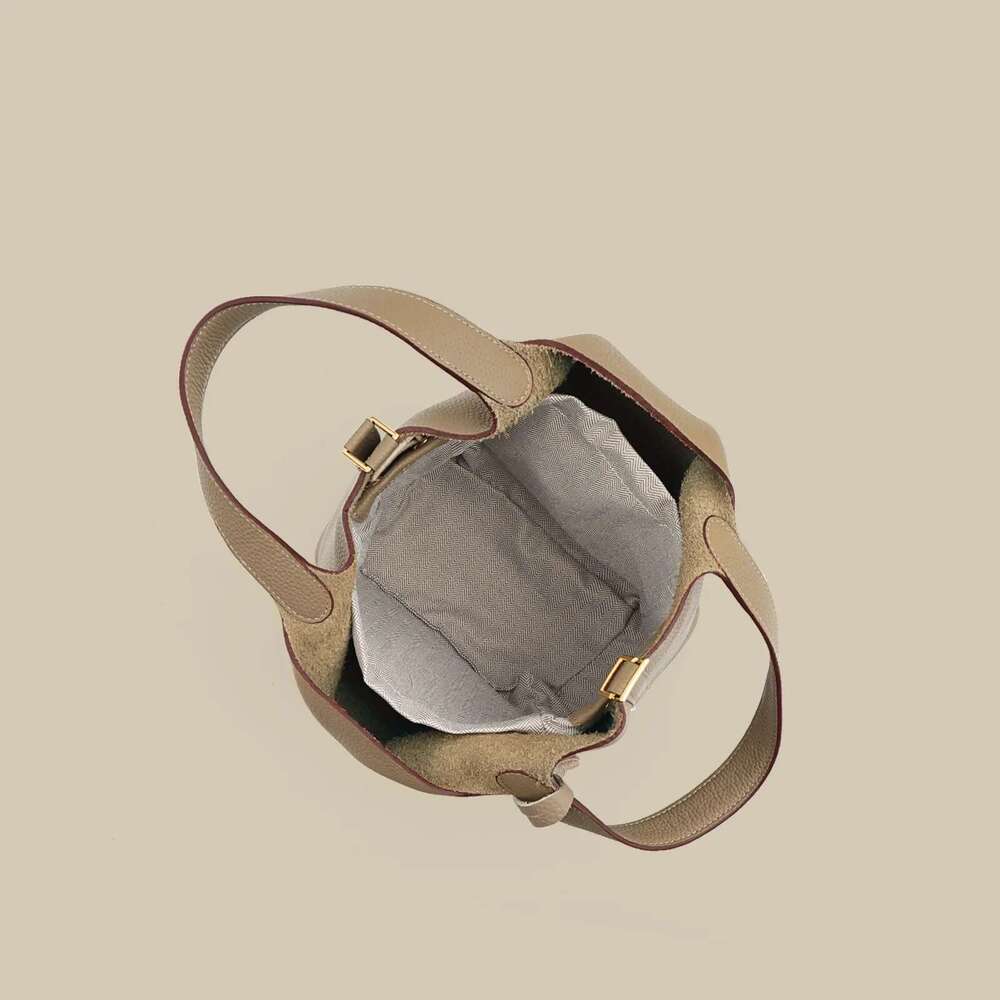 Niche Design Women's Top Layer Cow Basket Soft True Leather Shoulder Large Capacity Handbag Bucket Bag