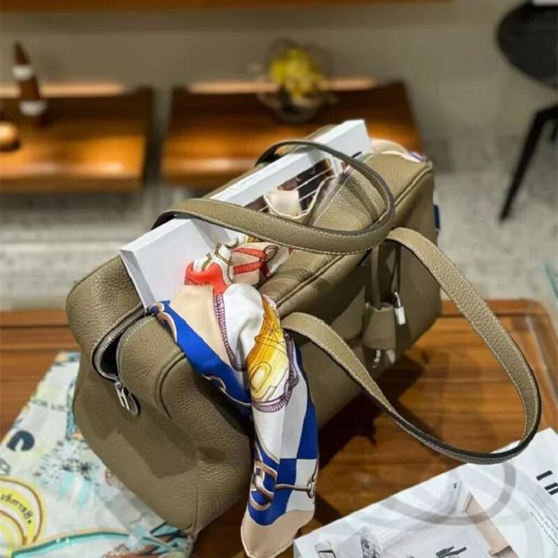 Designer Bag First-Layer Cowhide High-Quality Large-Capacity Bowling Men And Women's Commuting Travel Lightweight Portable Shoulder Bag