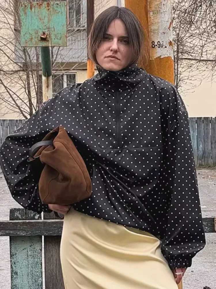 Womens Casual Polka Dot Printed Zipper Jacket Fashion Full Sleeves High Collar Loose Coat 2025 New Autumn Lady Commute Outwear J251124