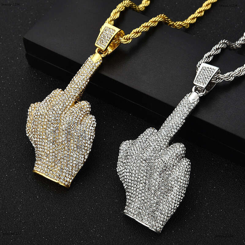 Designer luxury large vertical middle finger hip hop ice out of VVV Moissanite, pendant for men and women Free delivery