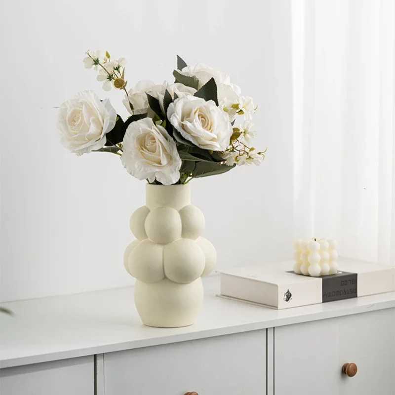 Nordic Flower Bud Ceramic Vase Creative Flower Arrangement High-end Art Decoration Indoor Light Luxury Soft Decoration C251124