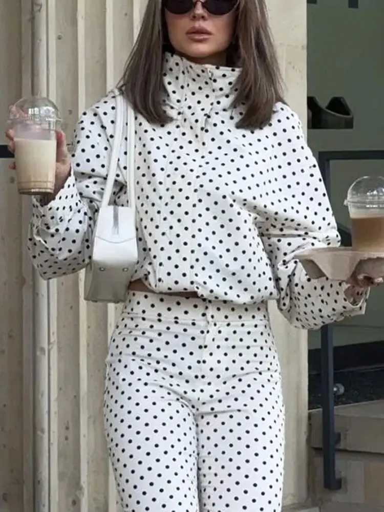 Woman Polka Dot Print Jacket Turtleneck Long Sleeves Zipper Drawstring Coats Streetwear Pockets Womens New In Outerwear J251124