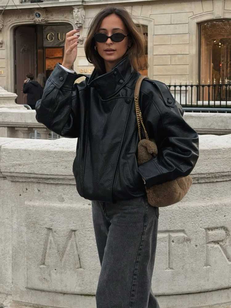 HH Fashion Women Faux Leather Loose Jacket 2025 Stand Collar Long Sleeve High Street Coat Autumn Winter Lady Locomotive Outwear J251124