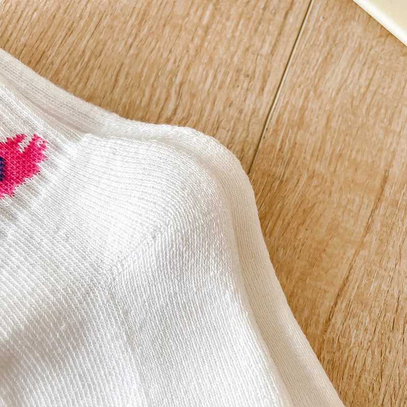Five pairs of girls autumn and winter soft and skin-friendly warm and trendy doodle loop socks short socks G251124