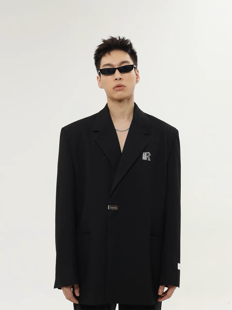 217 style trendy and cool casual suit jacket for young men.