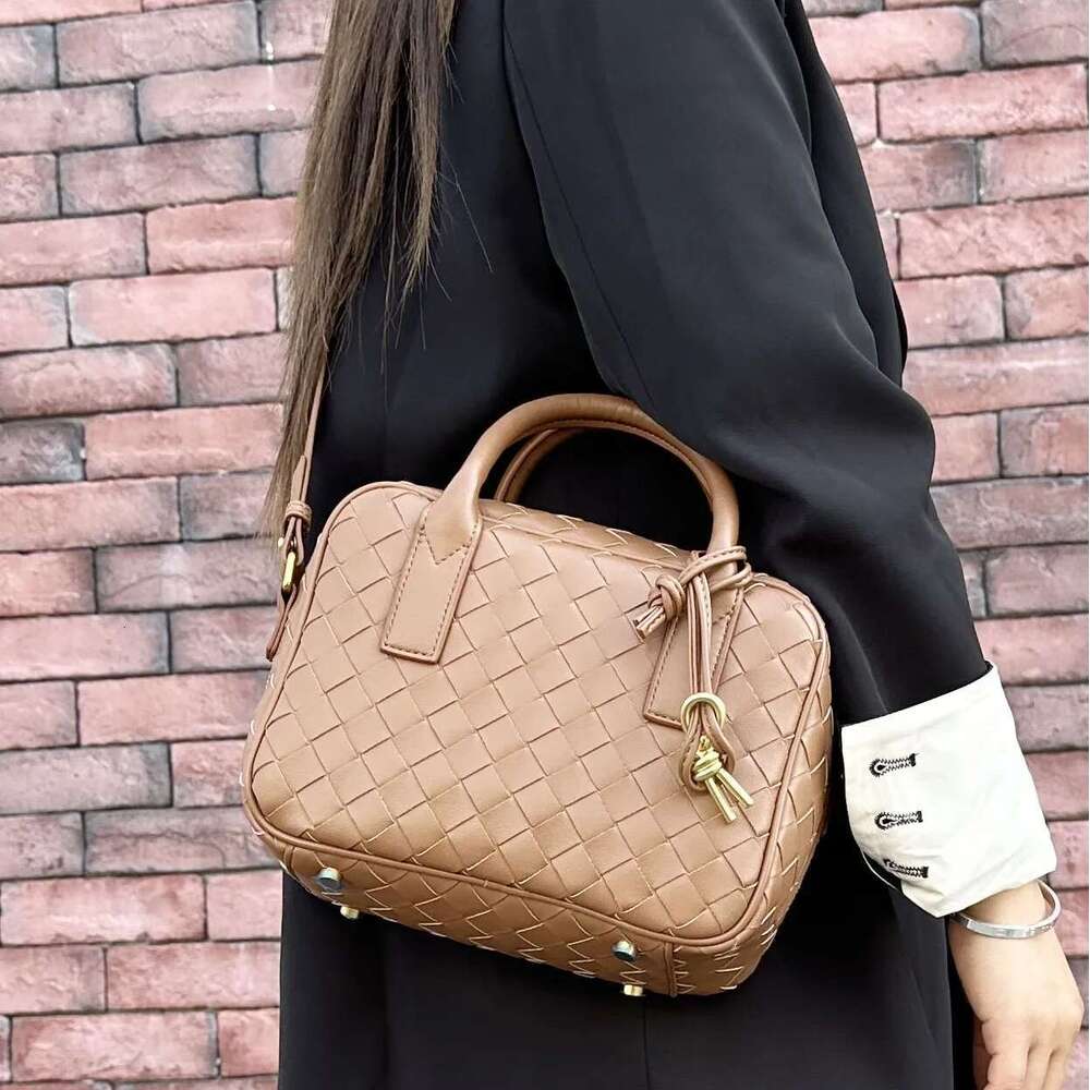 2024 New Large Capacity Leather Woven Square Box Women's Boston Handbag Shoulder Crossbody Bag Motorcycle Equipment Accessories