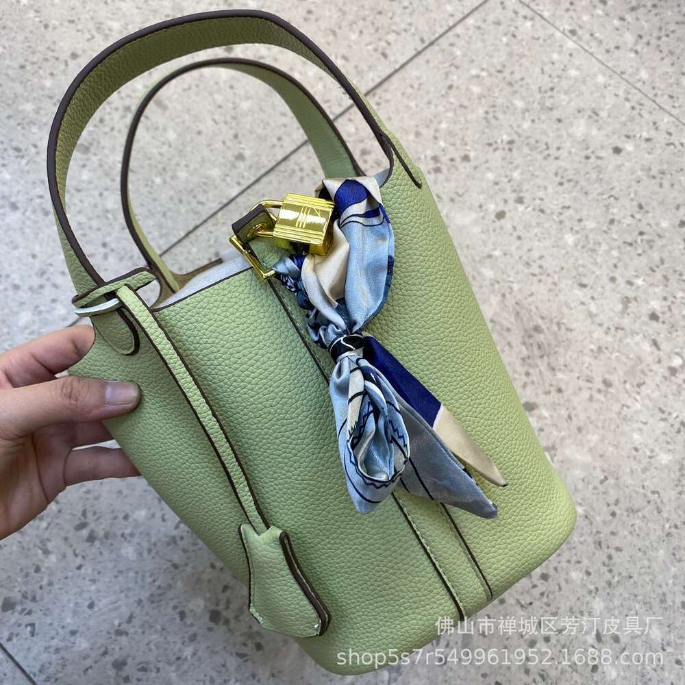 Designer Bag Cross Strap Lock Vegetable Basket Water Bucket Litchi Pattern Women S Handheld Single Cross Shoulder