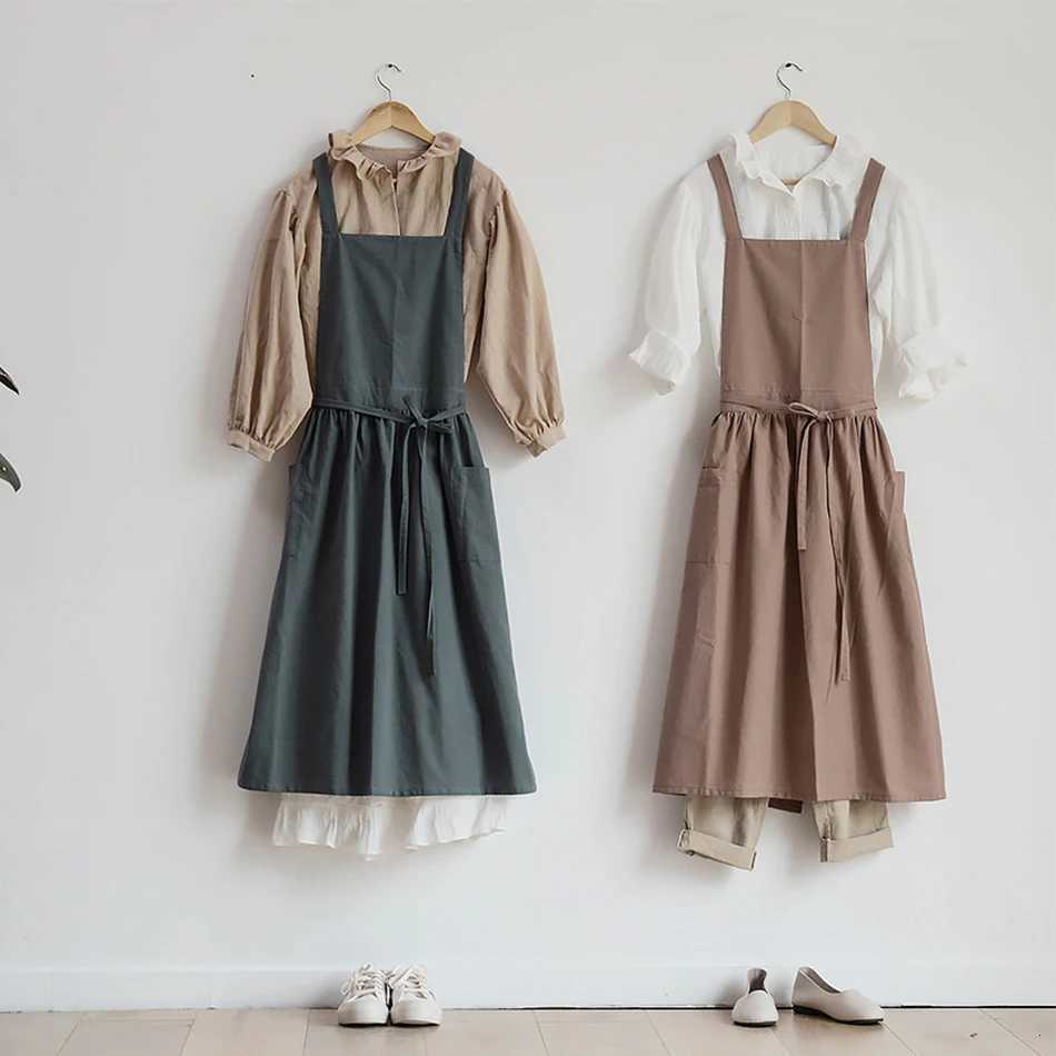 Waterproof Apron Cotton Florist Gardening Coffee Shop Kitchen for Cooking Baking Cleaning Restaurant Stylish Design with Pockets C251124