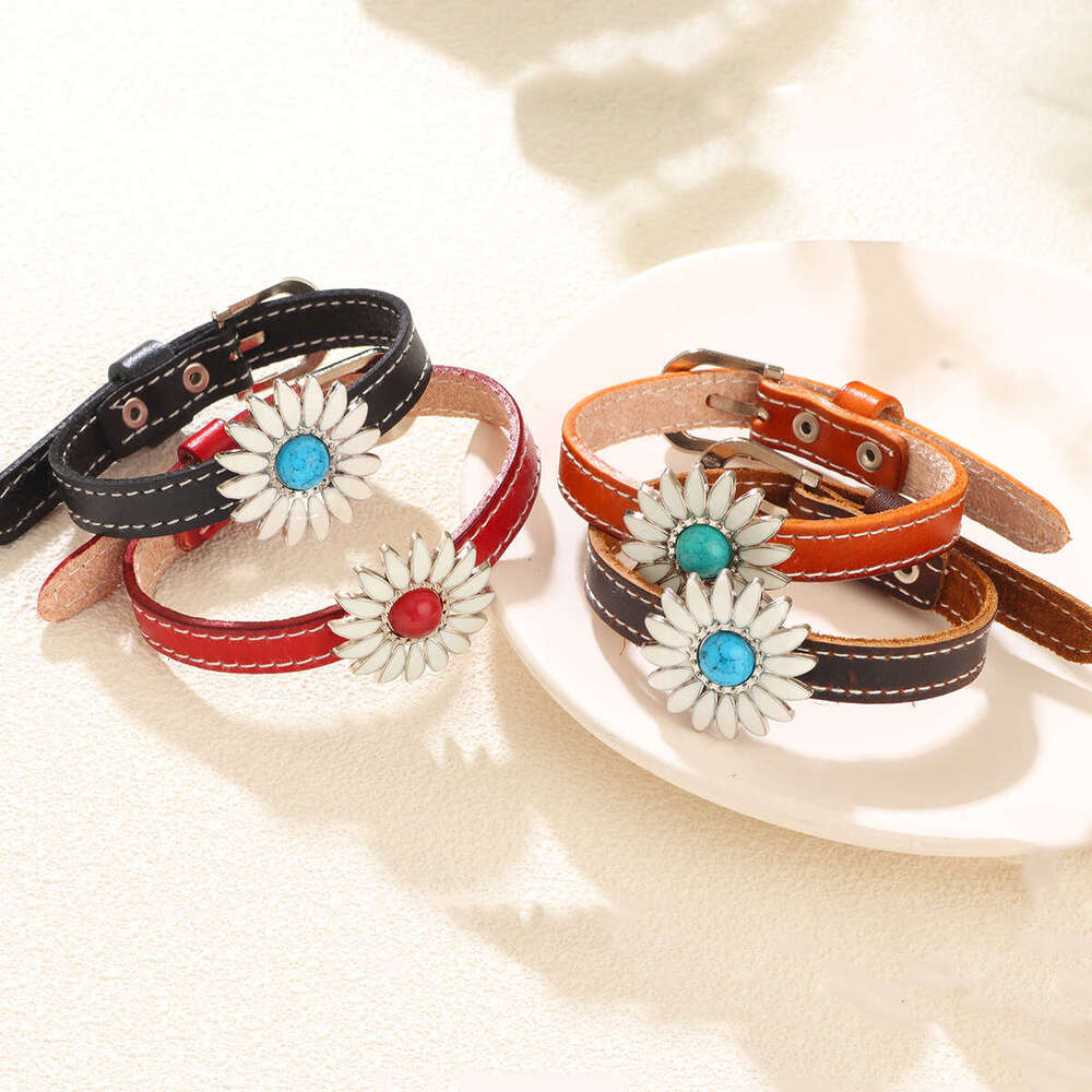 British niche design fashion personality new style daisy Korean version simple women's leather bracelet