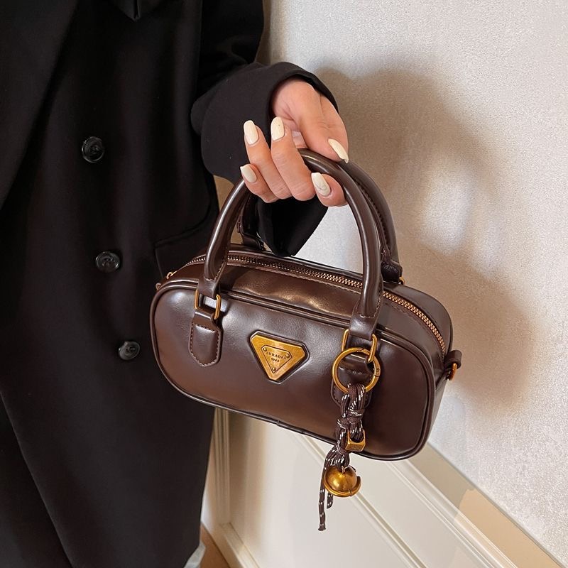 Fashionable Crossbody Bag for Women - Simple Design with Single Shoulder Strap