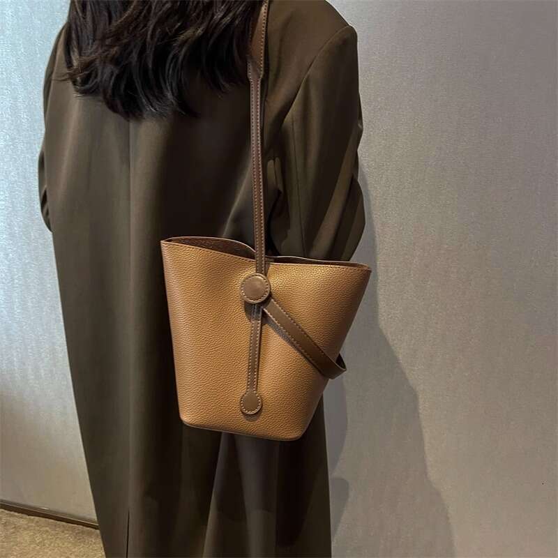 High End And Western Style Small For Women New Item Niche Handheld Vegetable Basket Bag Fashionable Single Shoulder Bucket Crossbody Bag
