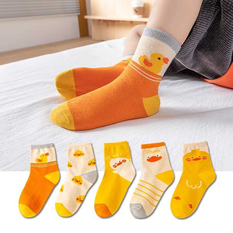 5 pairs of autumn and winter CHIldrens short SOCKS cute yellow duck breathable boys and girls mid tube SOCKS G251124