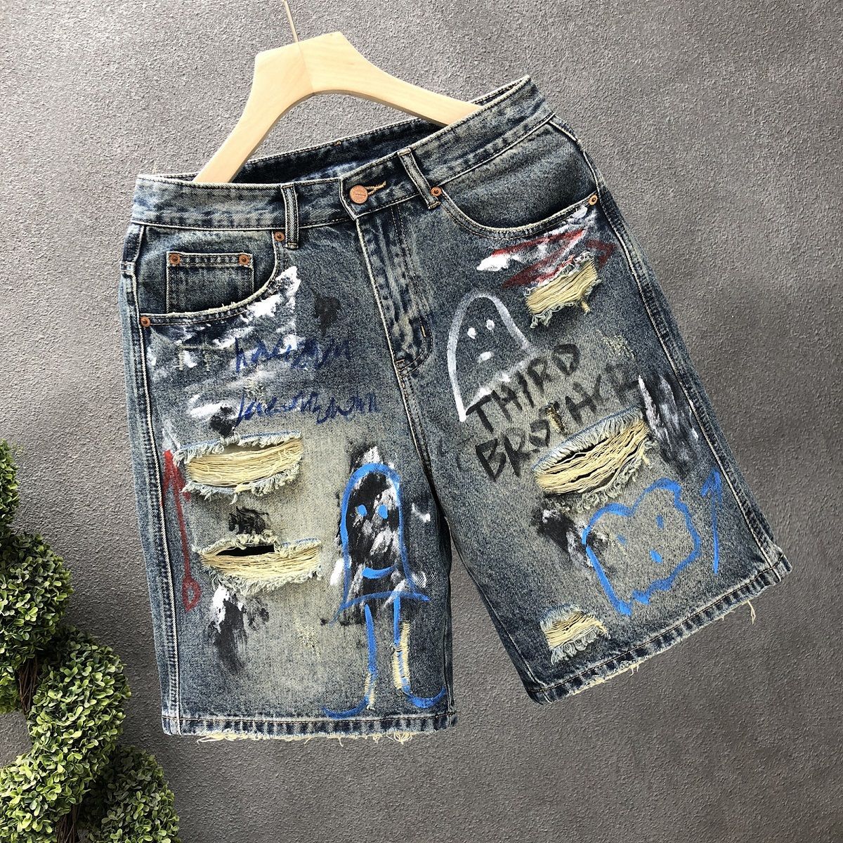 Splashing ink torn patch denim shorts 2025 personalized loose fit five quarter pants men's pants fashion brand designer summer new men's shorts