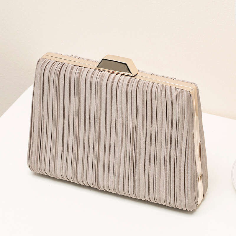 Dinner Bag New Dinner Advanced And Fashionable Versatile Crossbody One Shoulder Handheld Women S Square Bag KQ