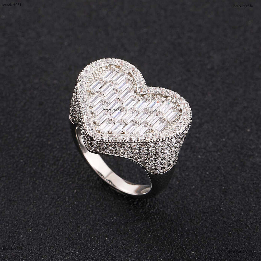 Luxury designer Ice out VVS Moissanite, heart-shaped hip hop rings for men and women