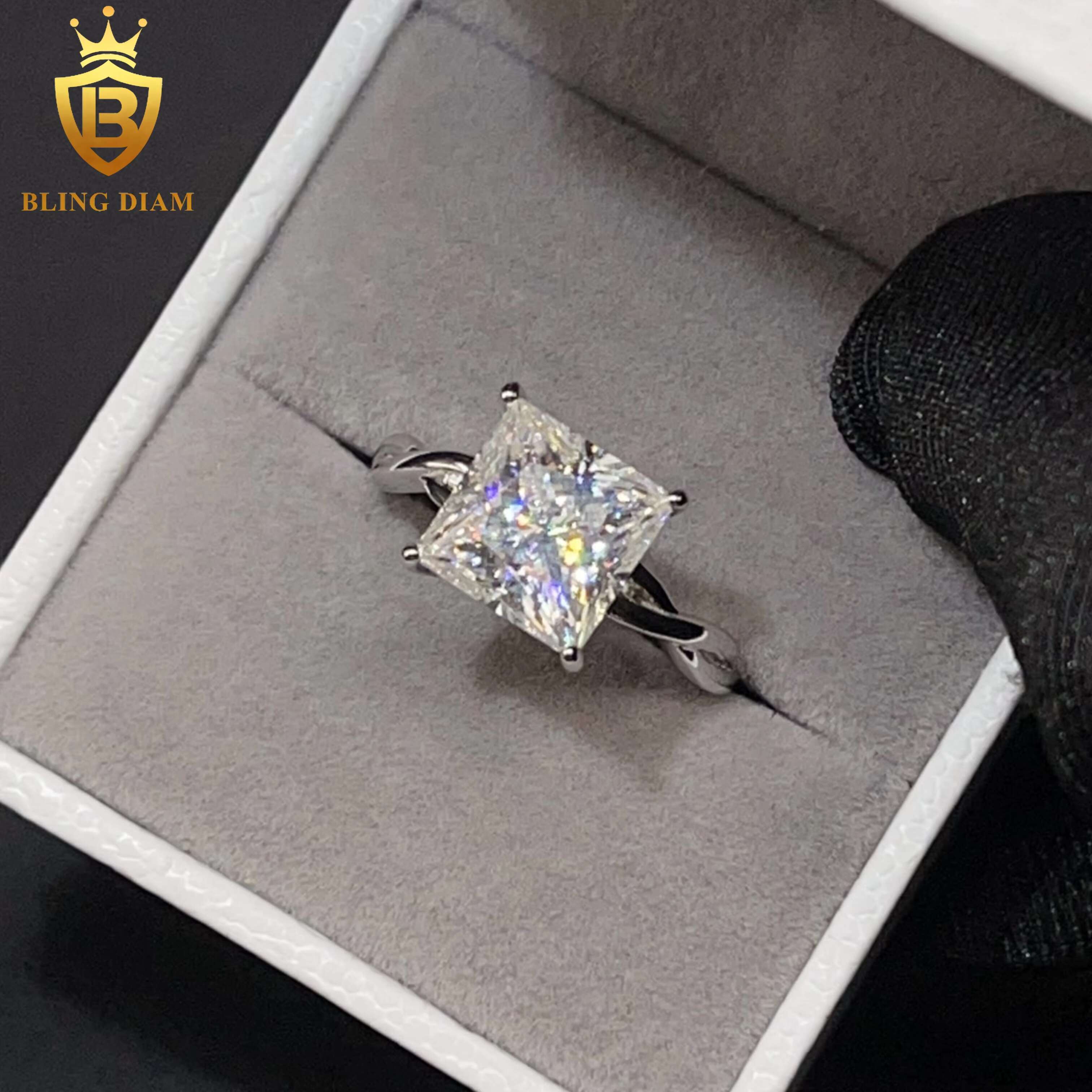 Luxury Women Jewelry Engagement Ring 925 Silver VVS Moissanite Big Diamond Square Cut Wedding Rings Gift
