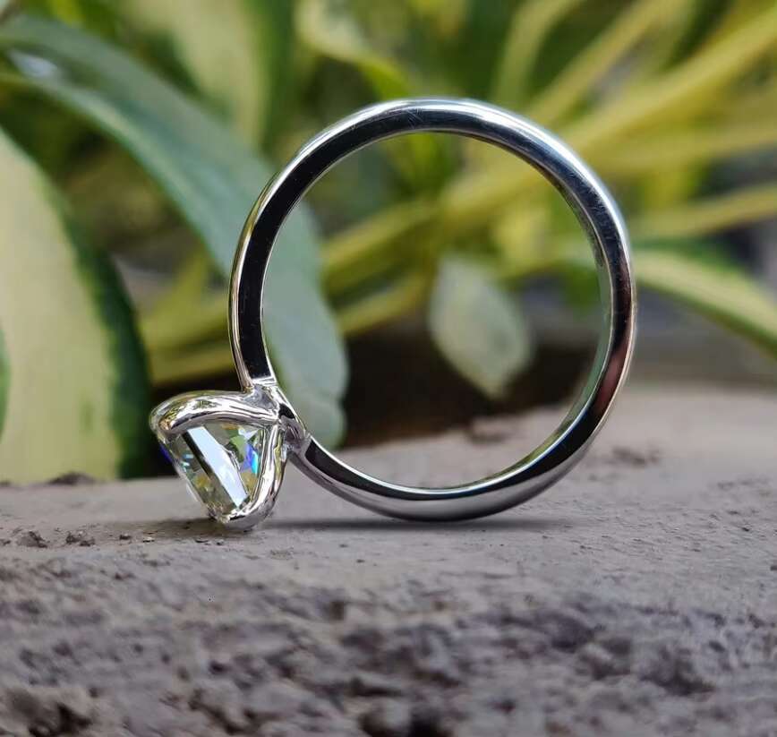 Christmas Promotion Discount Jewelry 3.0 CT Radiant Cut Light Green Moissanite Ring Vintage