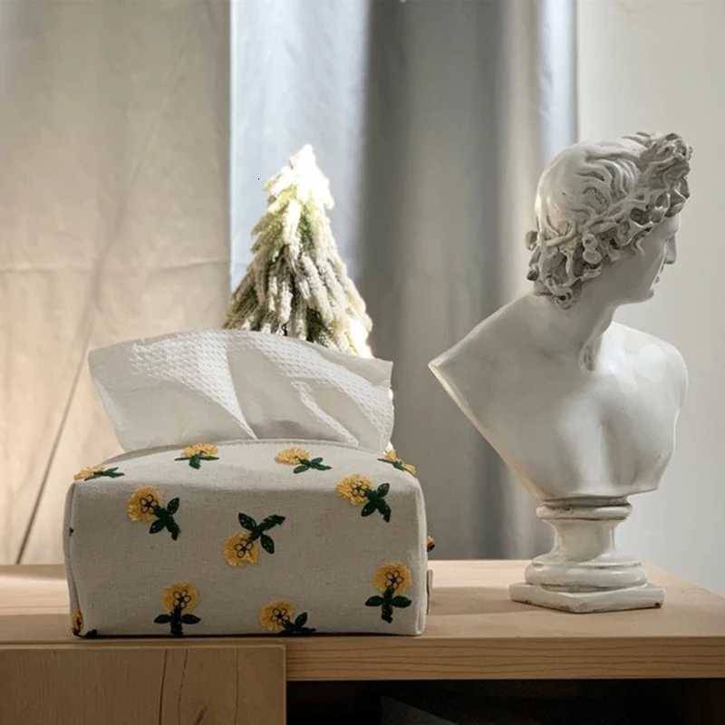 Japanese Small Flower Tissue Box Light Luxury Carton Living Room Dining Room Decoration Napkin Cover Lovely Cloth CoverM251124