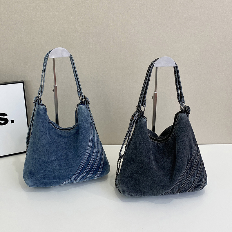 designer bag designer bag Large capacity denim tote for women in spring 2025, new casual commuting armpit bag, simple single shoulder crossbody bag