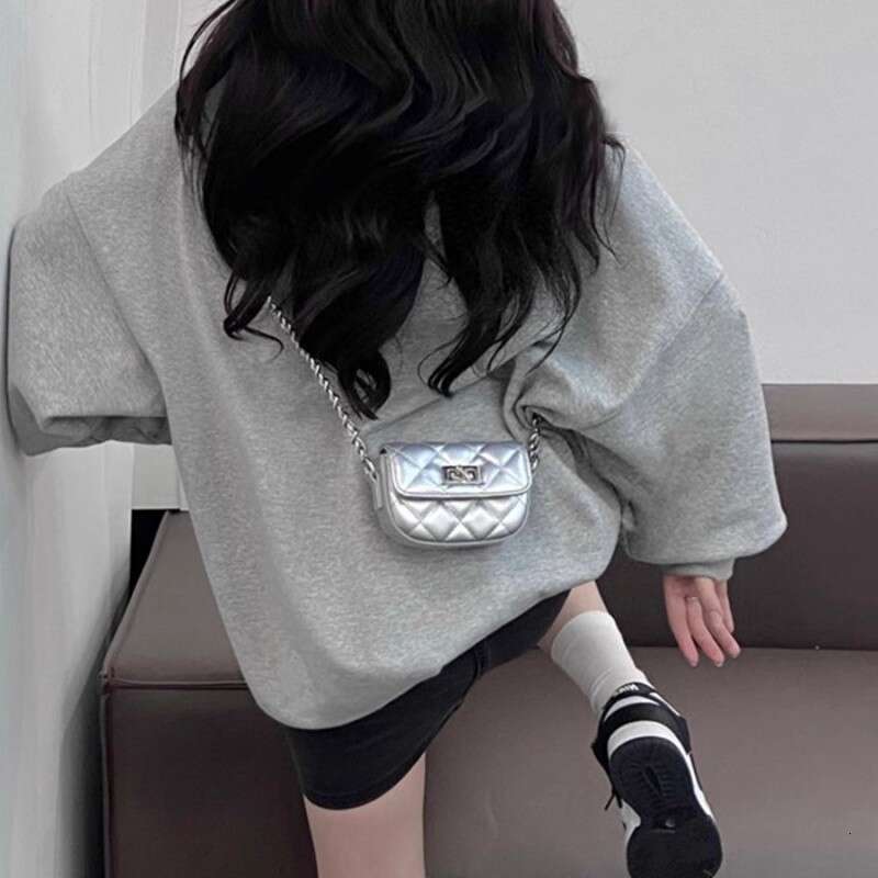 Super Hot Silver Mini for Women New Item Small Fragrance Light Luxury Niche Design Summer Crossbody Bag