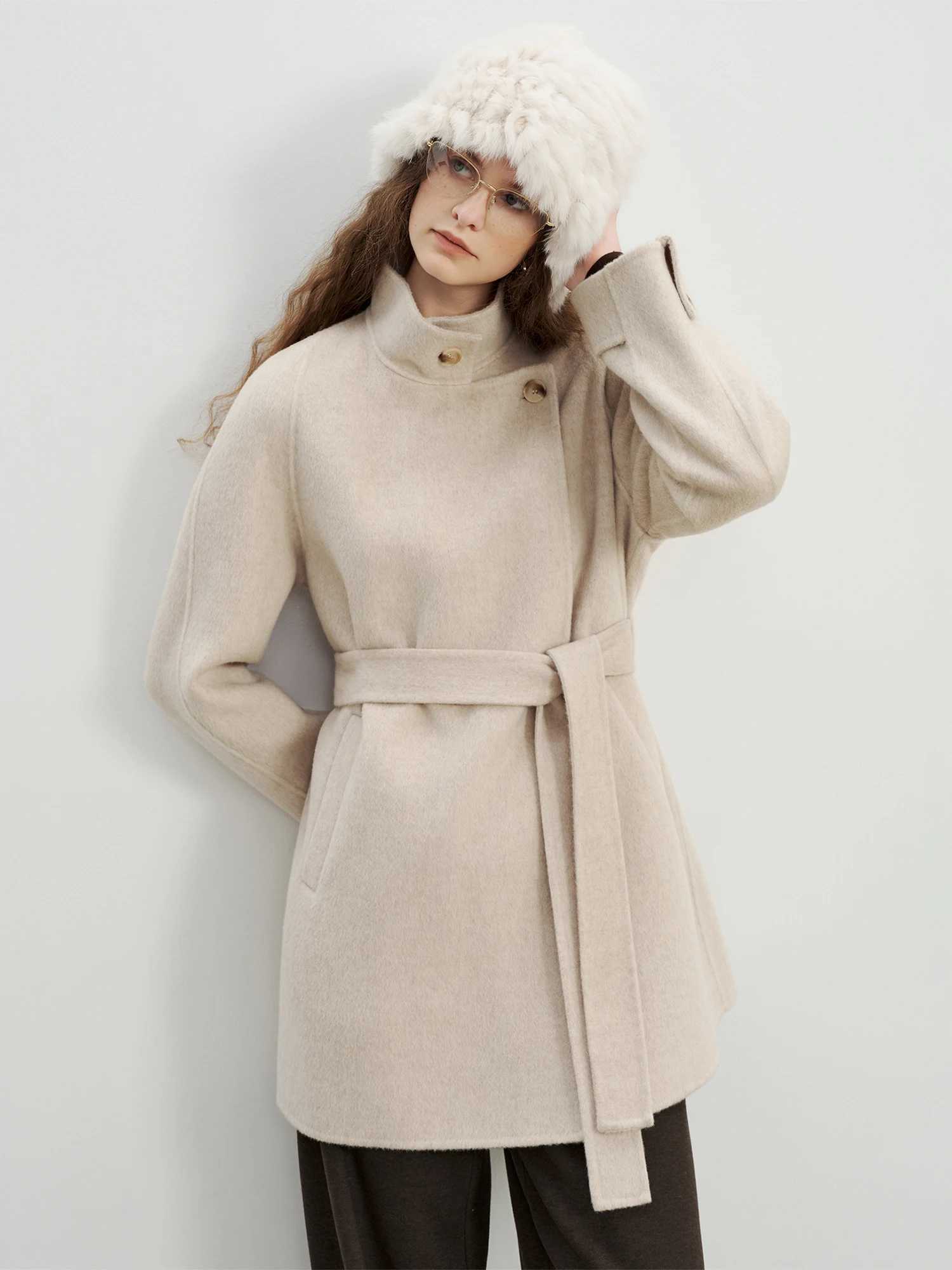 ZIQIAO Gray Wool Coat Women Lace-up Loose French Style Temperament Simple Chic Ins 2025 Winter New Short Woolen Coat J251124