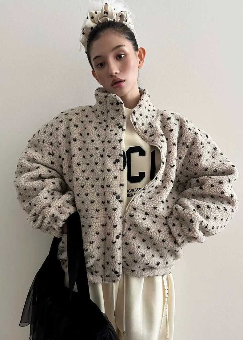 The New Winter Collection Features A Stand-up Collar Heart-shaped Polka Dot Warm Lambskin Jacket And A Fluffy Cotton Coat J251124