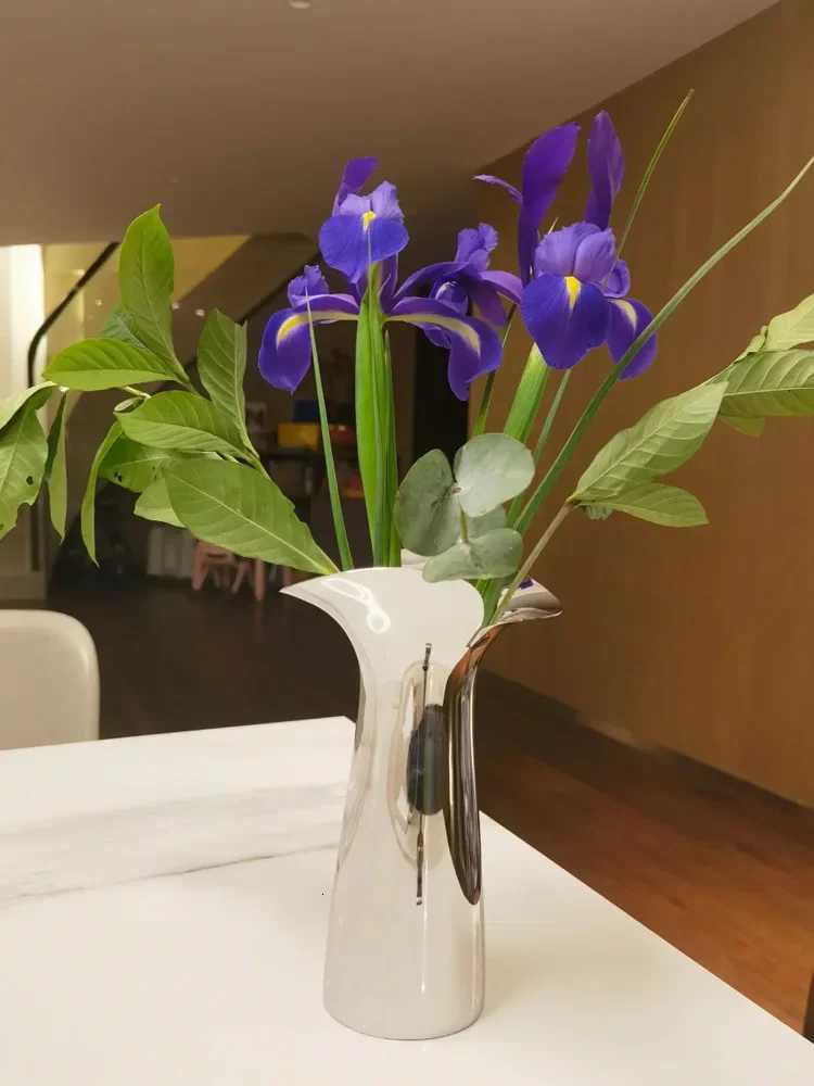 Luxury Silver Petal Fish Tail Stainless Steel Vase Living Room Decoration Flower Arrangement Candle Holder Scandinavian Style C2511243