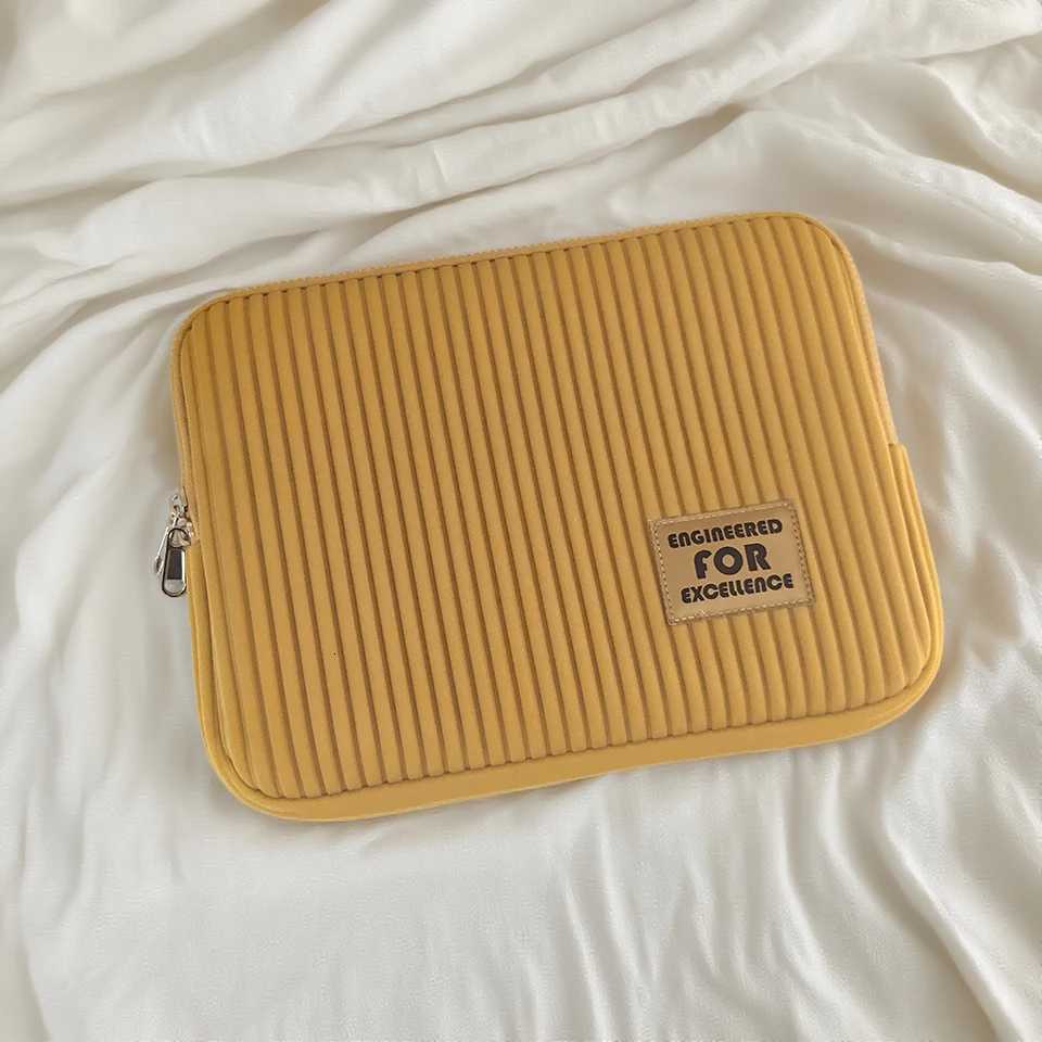 Tablet Sle Bag 11 I… - image