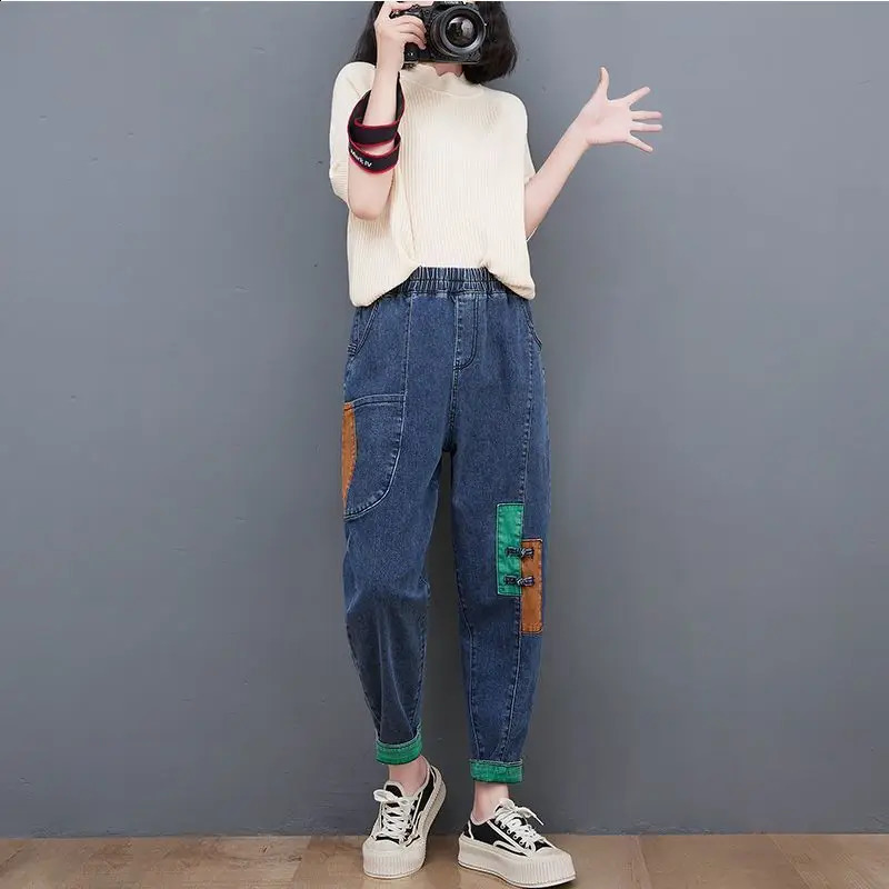 Fashionable personalized loose large pocket smooth Harlan pants for womens Korean spring elastic high waisted lace patchwork jeans 250422