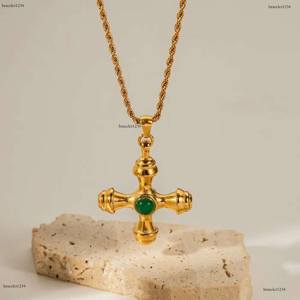 Designer Trend Gold Stainless Steel Cross Pendant Necklace for Women with Tiger Eyes That Do Not Fade Fashionable Jewelry Wholesale