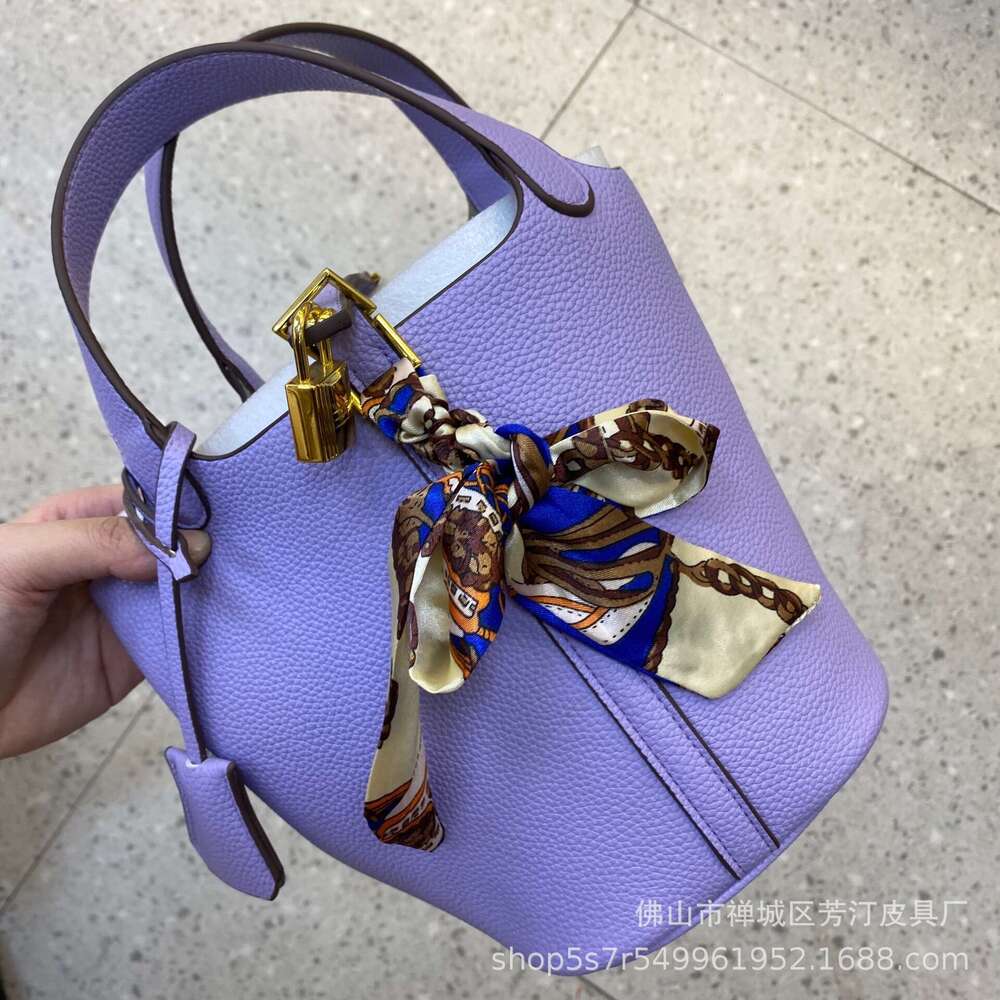 Designer Bag Cross Strap Lock Vegetable Basket Water Bucket Litchi Pattern Women S Handheld Single Cross Shoulder
