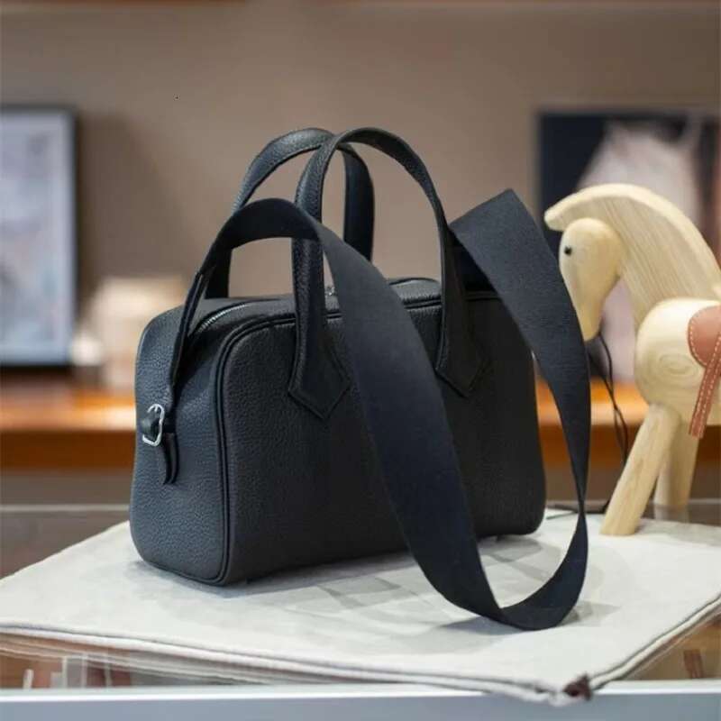 VOAETEC High Quality First Layer TC Cowhide Boston Bagcommuter Travel Light Large Capacity Handbag Casual Versatile