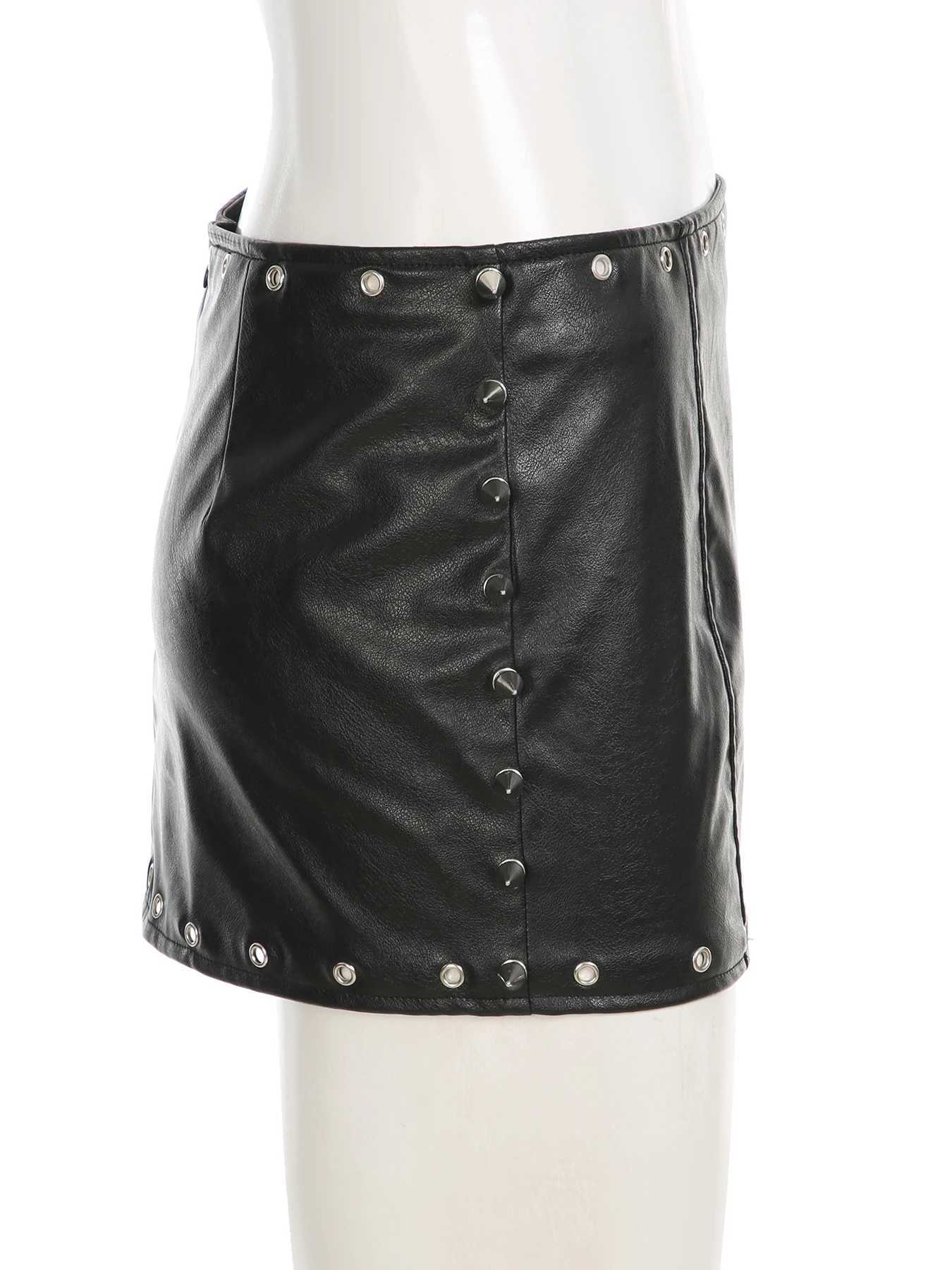 IAMSURE Dark sexy ultra-thin rivet Bodycon skiing Gothic low waist super mini skiing womens summer fashion streetwear women M250424