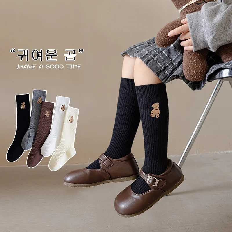 Girls Autumn Long Socks Baby Cute Bear Decor Knee Socks Girls Winter Solid Cotton Stocking Thigh Socks G251124