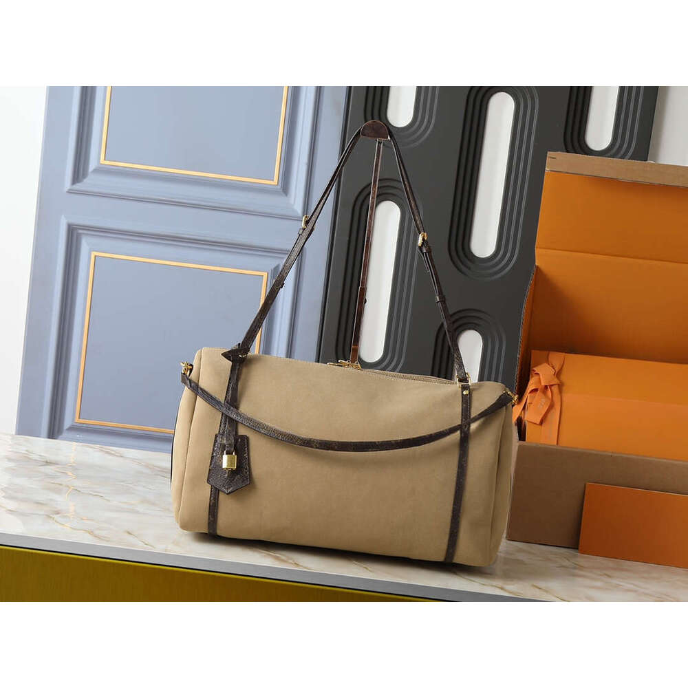 Designer Autumn/Win… - image