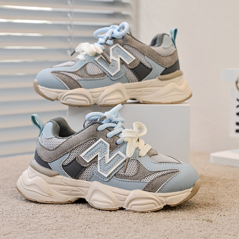 Free shipping Designer Sneakers 2025 New Fashionable Childrens Sports Shoes Girls Boys Running Shoes Breathable Mesh Baby Shoes blue