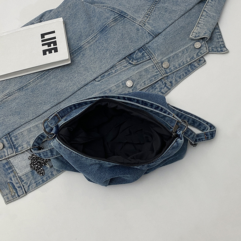 designer bag designer bag Large capacity denim tote for women in spring 2025, new casual commuting armpit bag, simple single shoulder crossbody bag