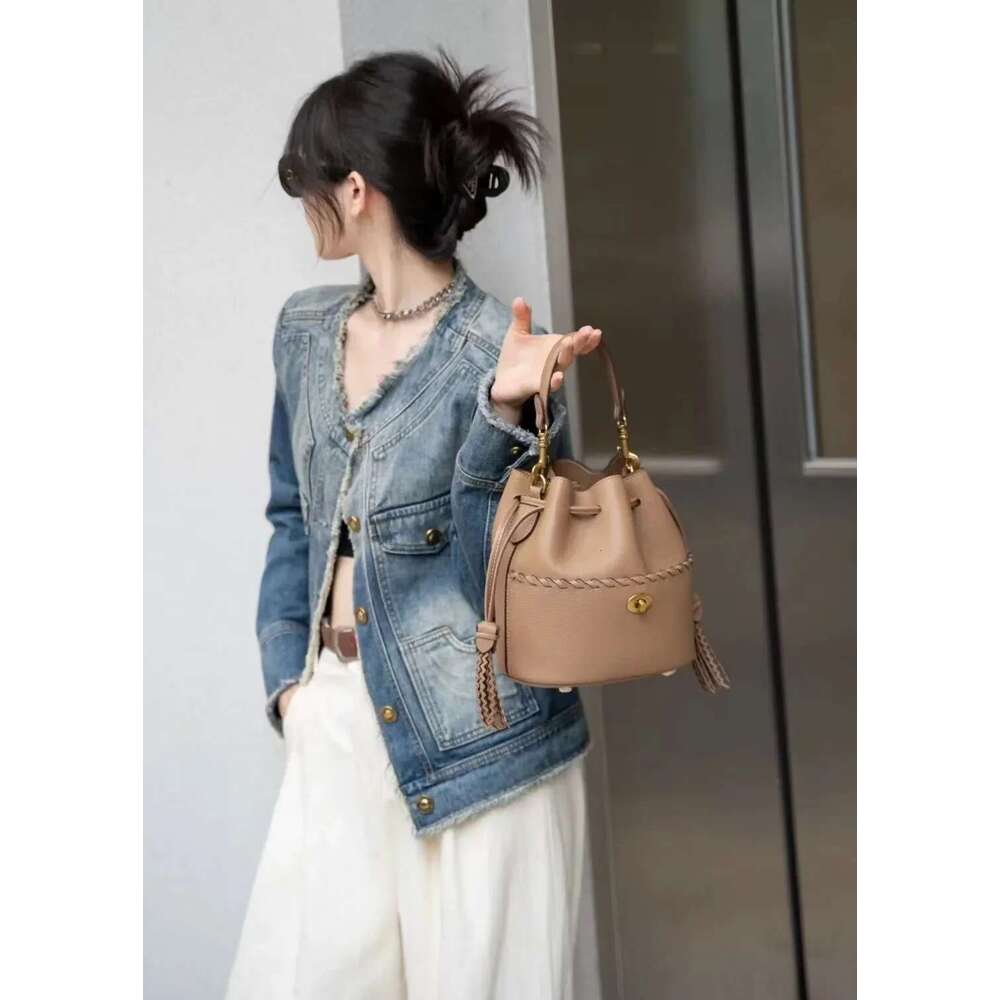 Designer Bag New Classic String Close Fortune Lucky Tassel Design Blue Color 100% Togo Cowhide Leather Women Shoulder Bag Handbag