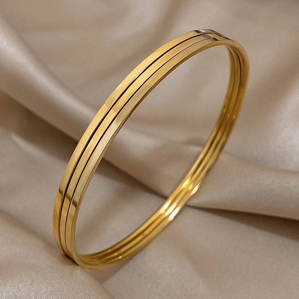 3 Mixcolor ultrathin stainless steel bracelets suitable for women stylish and smooth 18K goldplated stacked bracelet waterproof jewelry 250415