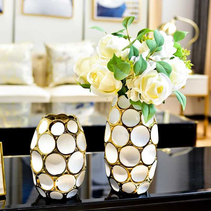 Modern light luxury vase living room flower arrangement European creative ceramic dried flower decoration simulation floral C251124